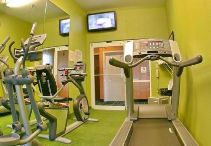 Fairfield Inn Suites Brunswick - image 13