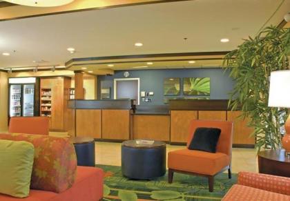 Fairfield Inn Suites Brunswick - image 2