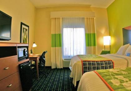 Fairfield Inn Suites Brunswick - image 5