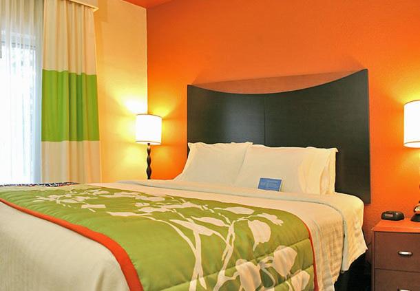 Fairfield Inn Suites Brunswick - image 6
