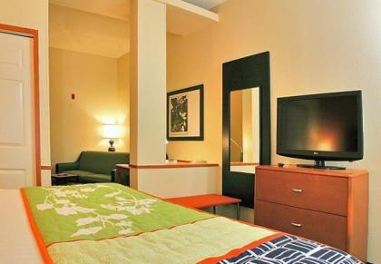 Fairfield Inn Suites Brunswick - image 7