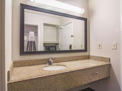 Wingate by Wyndham Brunswick - image 5