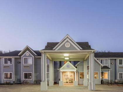 Boarders Inn & Suites by Cobblestone Hotels - Brush