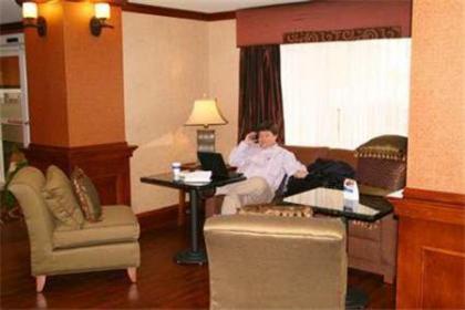 Hampton Inn Bryant - image 10