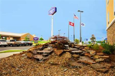 Hampton Inn Bryant - image 6