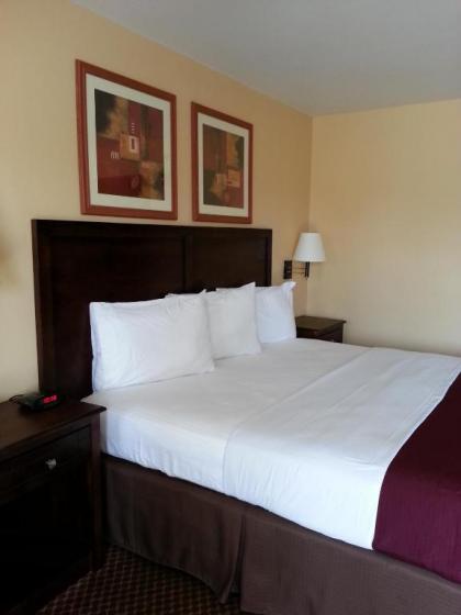 Americas Best Value Inn Bryant - image 5