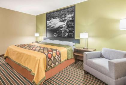 Super 8 by Wyndham Bryant Little Rock Area - image 7