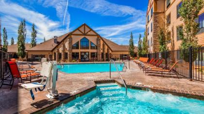 Best Western PLUS Bryce Canyon Grand Hotel - image 21