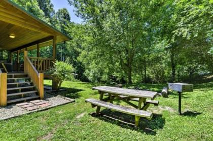 Fox Creek Hillside Cabin with Hot Tub and Fire Pit! - image 2