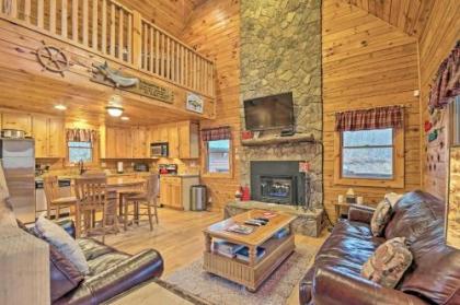 Forest Lake Cabin - Walk to Fingerlake!