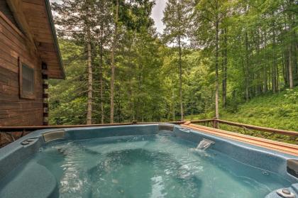 Bryson City Studio with Hot Tub Near Fishing! - image 5