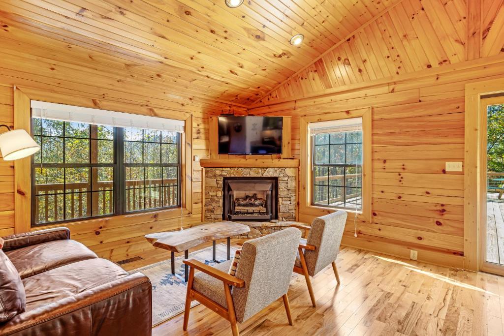 Happy Top Hideaway - main image