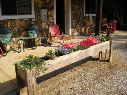 Deep Creek Lodge  - image 3