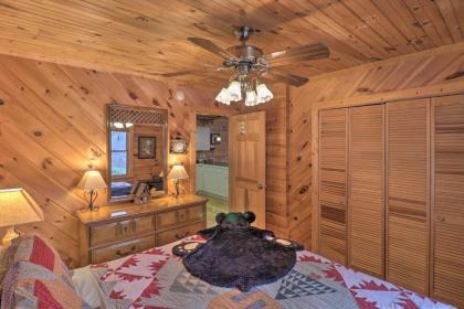 Smoky Mountain Living Grand Cabin with Hot Tub - image 16