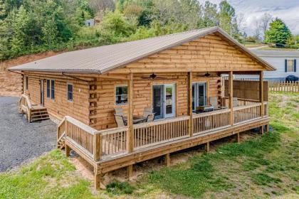 Hilltop Cabin - image 16