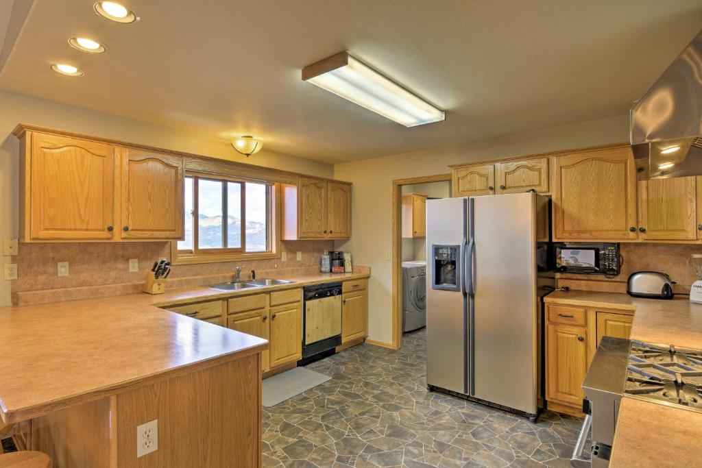 Buena Vista Home on about 7 Acres with Hot Springs Passes - main image