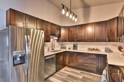 Buena Vista Condo Less Than half Mi to River and Main St! - image 8