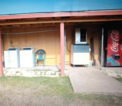 Budget Inn Buffalo - image 10