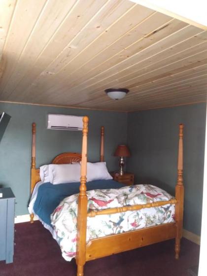 Big Horn Motel - image 12