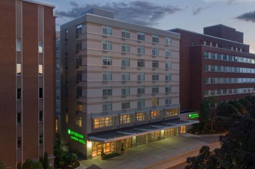Wyndham Garden Buffalo Downtown - main image