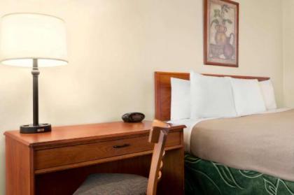 Baymont by Wyndham Buffalo - image 2