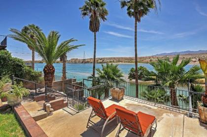Restful Riverfront Retreat with Private Dock and Patio Arizona