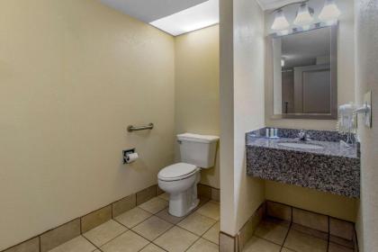 Quality Inn Bulls Gap - image 5