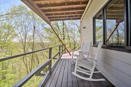 Ledge Lodge with Pool and Cumberland Valley Views! - image 12