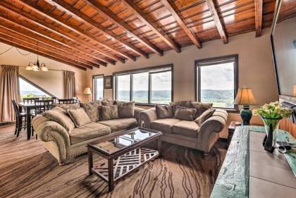 Burkesville Apartment with Views and Pool Access!