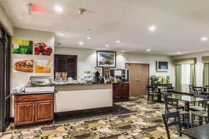 Quality Suites Ft Worth Burleson - image 15