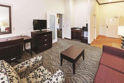 La Quinta by Wyndham Burleson - image 15