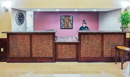 La Quinta by Wyndham Burleson - image 4