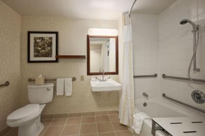 Hilton Garden Inn Boston-Burlington - image 2