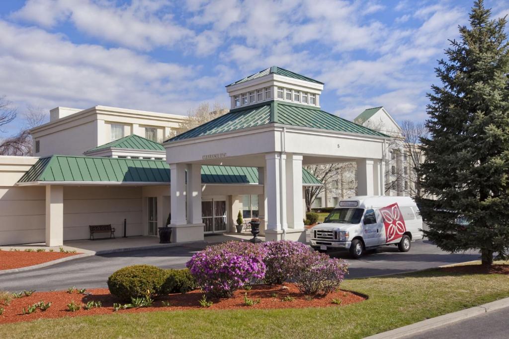 Hilton Garden Inn Boston-Burlington - image 4