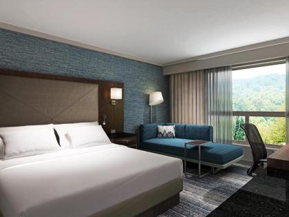 Boston Marriott Burlington - image 1