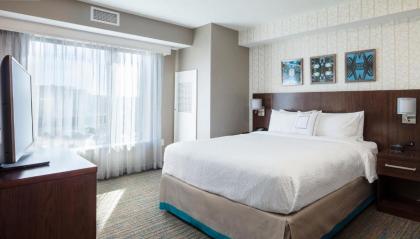 Residence Inn by Marriott Boston Burlington - image 4