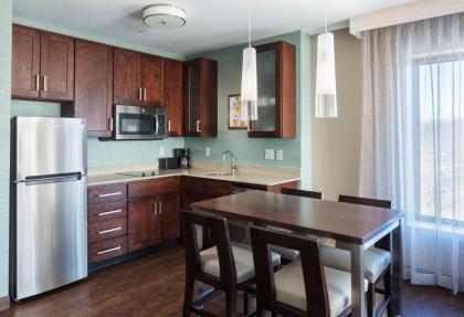 Residence Inn by Marriott Boston Burlington - image 5
