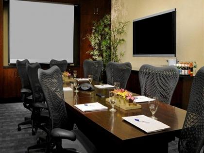 Hilton Garden Inn Burlington Downtown - image 12
