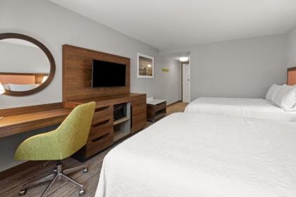 Hampton Inn & Suites Burlington - image 19