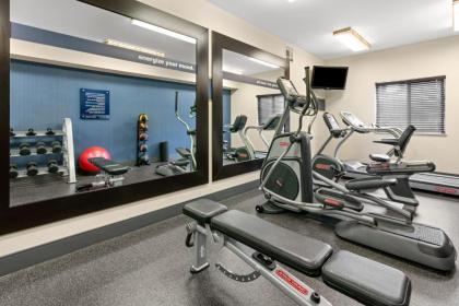 Hampton Inn & Suites Burlington - image 7