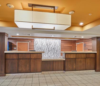 Fairfield Inn & Suites Burlington - image 12