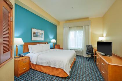 Fairfield Inn & Suites Burlington - image 6