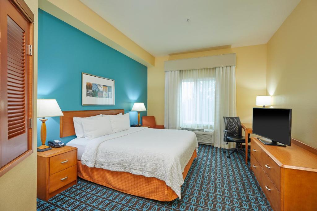 Fairfield Inn & Suites Burlington - image 6