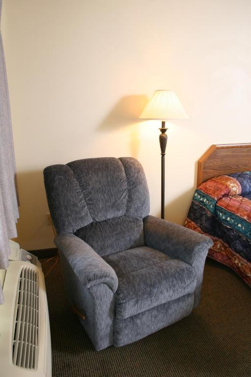 Cocusa Motel - image 2