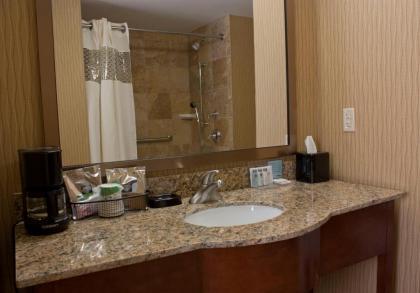 Hampton Inn - Burlington - image 14