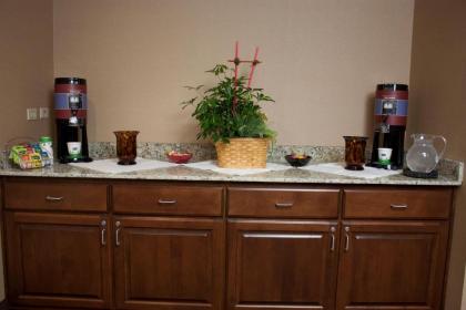 Hampton Inn - Burlington - image 6