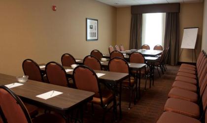 Hampton Inn - Burlington - image 8