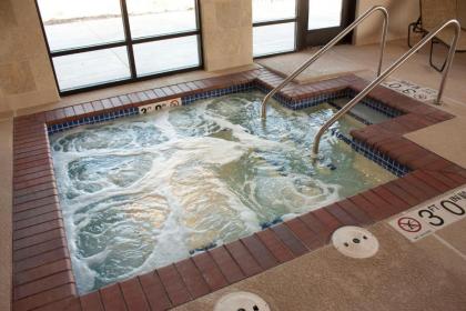 Hampton Inn - Burlington - image 9