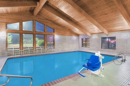 AmericInn by Wyndham Burlington - image 12