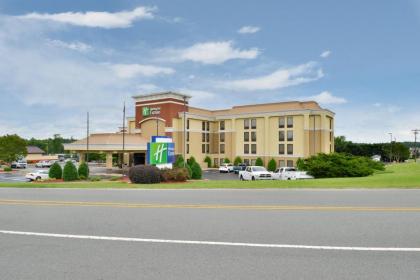 Holiday Inn Express Burlington an IHG Hotel - image 11